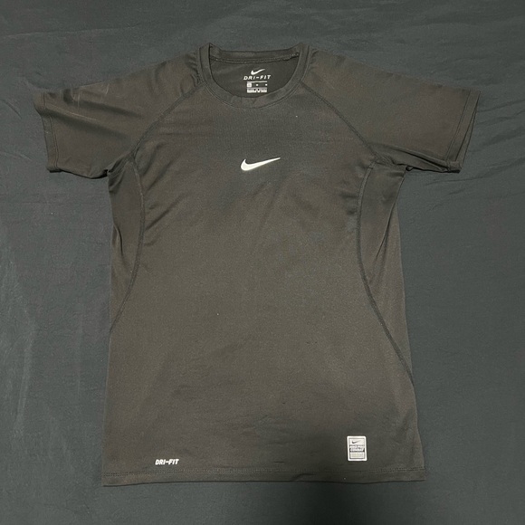 Nike Black Performance Tee - Picture 1 of 4